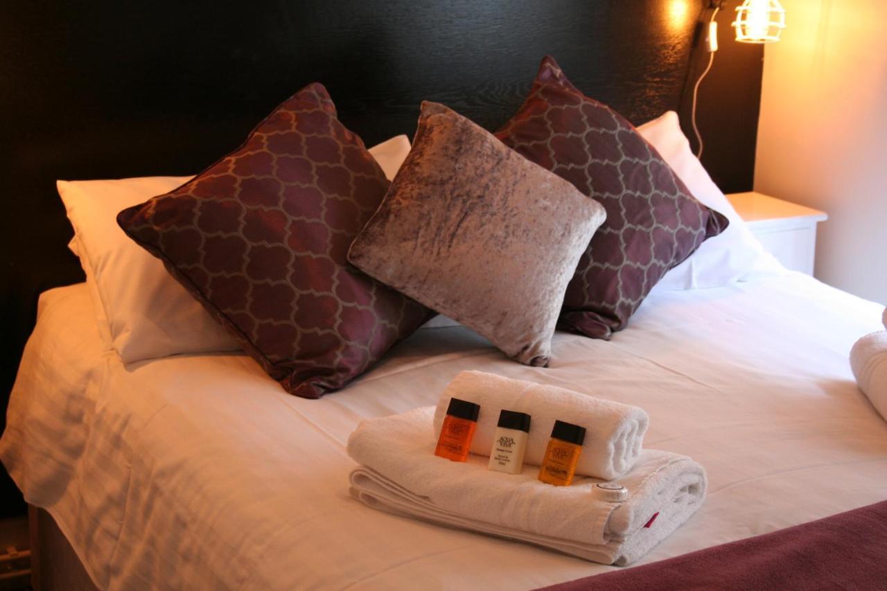 Hotel The Lady Elizabeth Sudbury  Zewnętrze zdjęcie